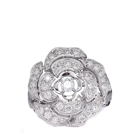 Bouton de Camélia Ring Diamond & White Gold 